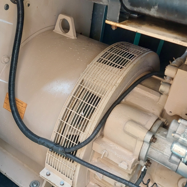 Máy phát điện Cummins 200 kva