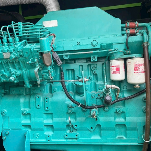 Máy phát điện Cummins 200kVA