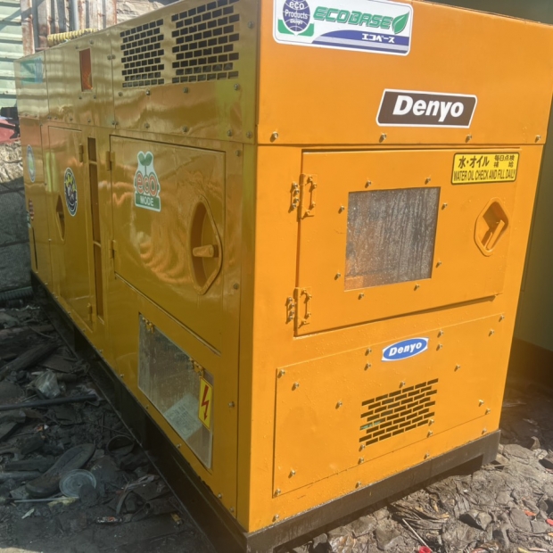 Máy phát điện Denyo 200KVA