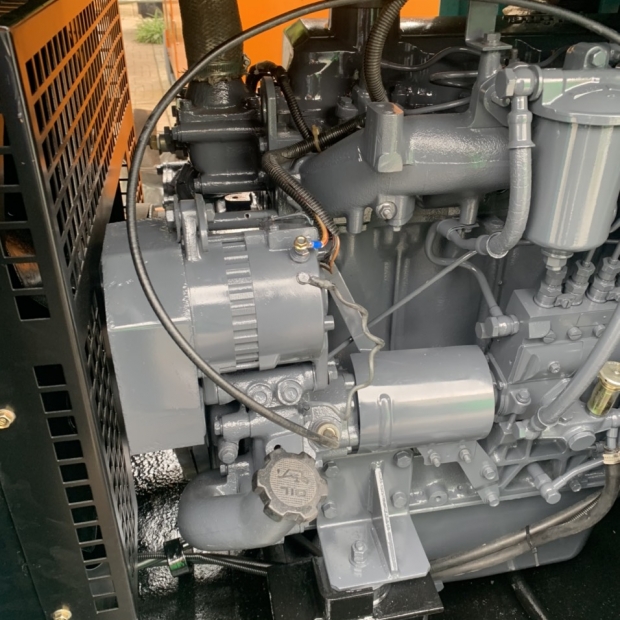 Máy phát điện Hino 100KVA