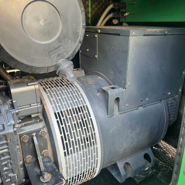 Máy phát điện ITALY 220KVA